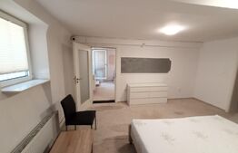 Apartament de 3 camere,70 mp, zona Centrala