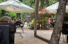 Afacere la cheie de tip restaurant fast food+ terasa de 400 mp