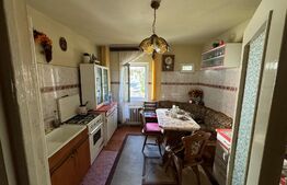 Apartament 3 camere, 64 mp,  zona  Spitalul Județean