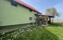 De vânzare casa, 8 camere, 300 mp, teren 1940 mp Sacalaz