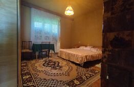 Casa individuala, 3 camere, 80 mp, zona Biled