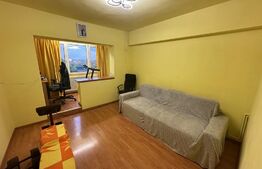 Apartament , 3 camere, zona Calea Sagului