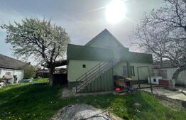 De vânzare casa, 8 camere, 300 mp, teren 1940 mp Sacalaz