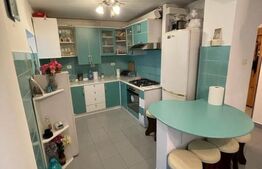 Apartament mobilat, 3 camere, 70 mp, zona Lunei