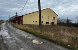 Mare teren ,1490 mp, cu apartament de 212 mp, Dudestii Noi