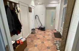 Apartament mobilat, parcare, curte, 3 camere, 91 mp Sinaia