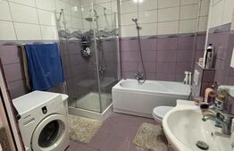 Apartament mobilat, parcare, curte, 3 camere, 91 mp Sinaia