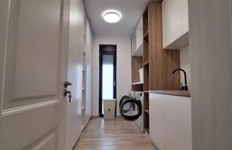 Vila lux, superba, 7 camere, 270mp, Ghiroda