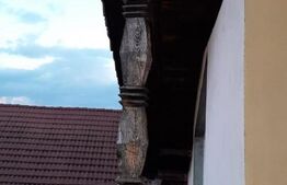 Casa mare cu etaj si teren mult, excelent pozitionata in Ghiroda!