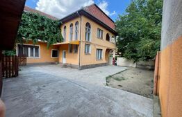  Casă de 400 mp, teren 789 mp, terasa, în Blaşcovici!