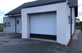 Casă individuală, 210 mp şi teren 900 mp, Calea Torontalului