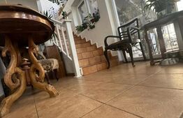 Casa 6 camere, 2 camere SAD la strada principala, potrivit Cabinet Veterinar