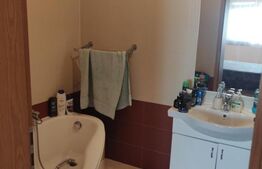 Casă individuală suprafață  de 293 mp și teren de 466 mp în Bucovina