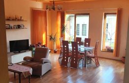 Casă individuală suprafață  de 293 mp și teren de 466 mp în Bucovina