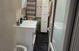 Apartament cu 3 camere, 48mp, etaj intermediar, zona Girocului