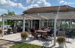  Baza de agrement, restaurant si camping