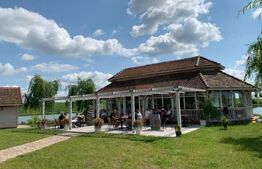  Baza de agrement, restaurant si camping