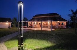  Baza de agrement, restaurant si camping