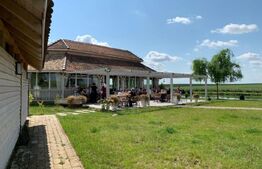  Baza de agrement, restaurant si camping