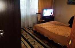 Apartament cu 3 camere, 72mp, decomandat, 2 bai, etajul 1, Calea Sagului