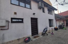 Casa 3 camere, 65 mp, curte comuna, zona Balcescu