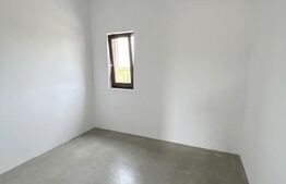 Casa tip triplex, 5 camere, 114 mp utili, Zona Plopi
