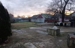 Casa individuala renovabila/ demolabila, 2 camere, 518 mp teren, zona Plopi
