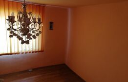 Casa de 4 camere, 104 mp utili, 432 mp teren in Plopi