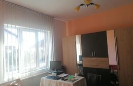 Casa de 3 camere, utili 110 mp, teren 600 mp în Fratelia