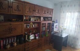 Apartament cu 4 camere, in zona Lipovei