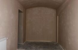 Spatiu comercial, 157mp, cochet, la demisol inalt, cladire istorica, renovat, zona Centrala