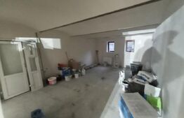 Spatiu comercial, 157mp, cochet, la demisol inalt, cladire istorica, renovat, zona Centrala