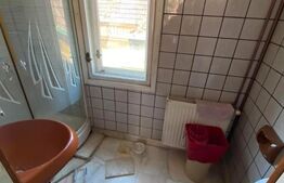 Apartament de 4 camere, decomandat, 212 mp si teren, zona Neptun