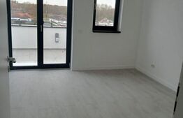 Penthouse 3 camere, decomandat, 83 mp, 251mp terase, Plopi