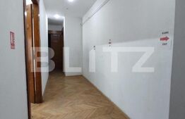 Apartament 4 camere, decomandat, 180 mp+balcon, in Centru!