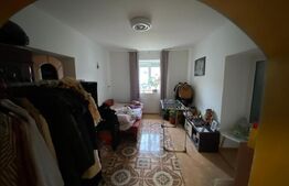 Casa de 7 camere, 180mp utili + 200mp contructie, 622mp teren, in Mehala.