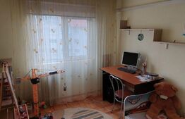 Apartament cu 3 camere, 70 mp, decomandat, Dorobantilor