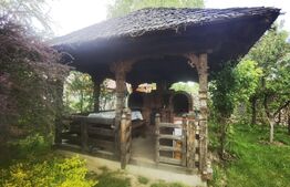 Casa individuala 5 camere cu teren de 1900mp