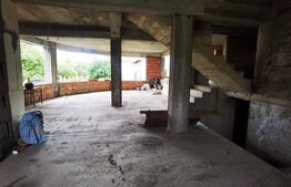 Casa individuala 5 camere cu teren de 1900mp