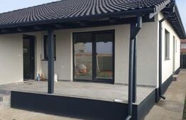 Duplex pe parter, 198mp utili, 640mp teren in Sag