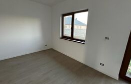  Duplex pe parter, 3 camere, 85mp, 325mp teren, Sag 