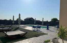 Teren intravilan cu afacere si piscina, 1000mp, Săcălaz