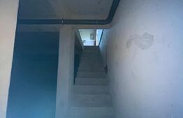 Casa de 571mp D+P , Mosnita Noua