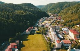 Proprietate de cazare, spatii comerciale, Lugoj