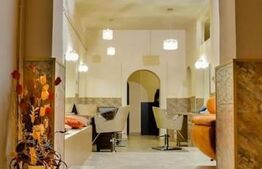 SALON MULTIFUNCTIONAL DE INFRUMUSETARE, 140 MP, zona Complexul Studentesc 