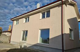 Oportunitate, Vila individuala mare de vanzare cu teren, in Sacalaz!