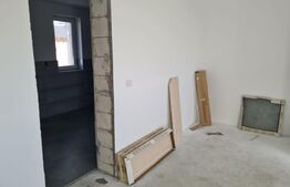 Oportunitate, Vila individuala mare de vanzare cu teren, in Sacalaz!