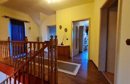 Casa 6 camere, 195 mp utili, teren 808 mp, Sanandrei