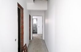 Duplex parter cu 3 camere, 70MP, Mosnita Noua, zona Centrala