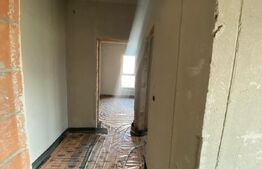 Apartament, parcare, 3 camere în comuna Giroc